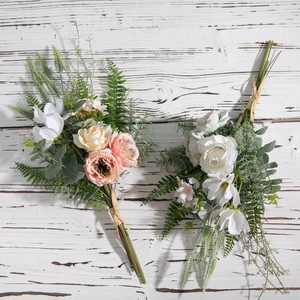 Bouquet de fleurs artificielles Camélia CF01137 Décoration de mariage Décoration murale Décoration intérieure - Product Image 1