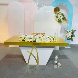 Table fantaisie <span class=keywords><strong>de</strong></span> <span class=keywords><strong>mariage</strong></span> pour mariée et marié - Product Image 1