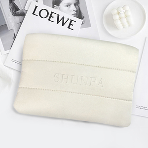 Bán buôn trắng tùy chỉnh trang điểm Pouch mỹ phẩm bong bóng vẻ đẹp chăm sóc da lưu trữ Scuba vệ sinh cá nhân Túi <span class=keywords><strong>Neoprene</strong></span> sưng húp trường hợp - Product Image 3