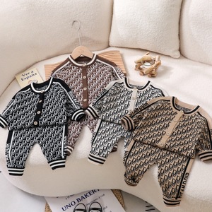 เซ็ตเสื้อสเวตเตอร์2025ถักกางเกงผ้าฝ้ายสำหรับเด็กผู้ชายและเด็กผู้หญิงลายการ์ตูนหมีทารกแรกเกิด - Product Image 5