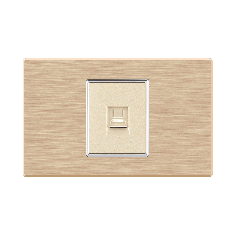 Computer socket