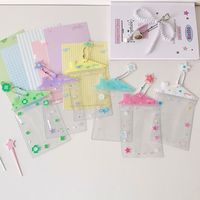 Porte-cartes personnalisé en forme de maison de poupée transparente UIOWIO, porte-bonbons en PVC, porte-badge, porte-carte photo