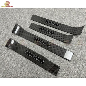 Seuils de porte en fibre de carbone pour Rolls Royce Cullinan, seuil de porte extérieur de remplacement avec plaque LED, panneau de protection, kits de carrosserie - Product Image 1