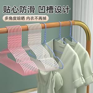 Cintre rectangulaire en velours rose avec rainures antidérapantes pour magasin de vêtements, type crochet - Product Image 4