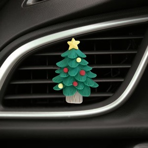 Ambientador de Resina Sólida con Diseño Navideño Personalizado, con Clip para Ventilación de Coche, Iluminación Ambiental y Aroma, Ideal para Regalo - Product Image 4