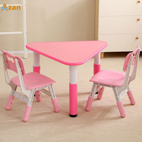 Table triangulaire en plastique pour enfants, hauteur réglable, table d'activités pour enfants, OEM ODM, vente en gros pour les écoles maternelles