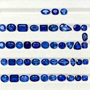Saphirs bleus naturels, pierres précieuses en vrac, formes variées, traités thermiquement pour la fabrication de bijoux - Product Image 1