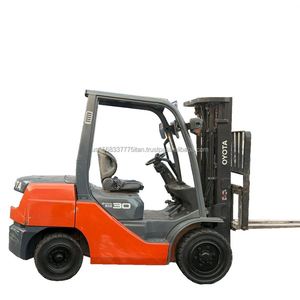 Second-Hand for Toyota FD30 3T Diesel <b>Forklift</b> for Sale Japan High Quality Used FD30 Rough Terrain - Product Image 1