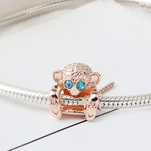 Collection de perles animales à gros trous personnalisées, en alliage, avec têtes de singe, <span class=keywords><strong>patte</strong></span> d'ours, élan et tête de lion incrustées de diamants - Product Image 6