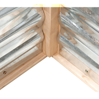 Serre en cèdre personnalisée toit ouvrable transparent double portes à 3 niveaux étagères mini structure en bois d'intérieur polycarbonate sous pression