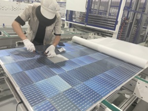 Rotterdam EU Cổ Phần mô-đun năng lượng mặt trời 24V 540W 545W 550W 560 Watt panel năng lượng mặt trời với hiệu quả cao và 25 năm bảo hành - Product Image 6