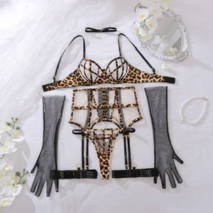 Conjunto de lencería de leopardo de 6 piezas para mujer con gargantilla, guantes, liguero, malla transparente, sujetador de realce, conjunto de bragas, ropa íntima - Product Image 6