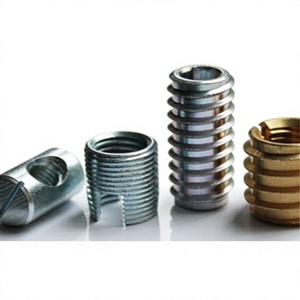 Écrou d'insertion à expansion barbelé en laiton poli, connecteur rapide haute résistance, raccord d'insertion durable compatible OEM en plastique - Product Image 1