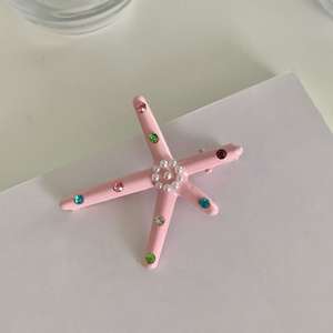 क्यूजिन नए आगमन रोमांटिक समुद्री स्टार हेयर पिन ग्लिटर डायमंड स्टडेड हेयर साइड क्लिप - Product Image 5