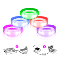 Coque ABS + bande de silicone étanche Festival promotionnel lumineux activé par le son contrôlé à distance LED clignotant DMX Bracelet