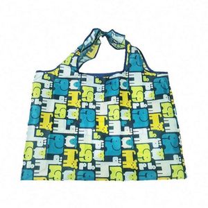 Sacs fourre-tout pliables personnalisés, durables et résistants, en RPET 210D, réutilisables, sac de courses pliable motif fraise - Product Image 1