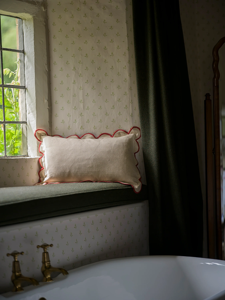 Fundas de Cojín con Diseño de Vieira, Color <span class=keywords><strong>Granada</strong></span>, Elegantes Fundas de Almohada con Borde Festoneado para Sofá, Cama o Silla Ocasional - Product Image 1