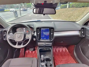 Vo-lvo <span class=keywords><strong>XC40</strong></span> 2021 T4 AWD Momentum 2.0T Turbo 8AT 4x4 permanent SUV compact de luxe 5 places familial essence d'<span class=keywords><strong>occasion</strong></span> - Product Image 6