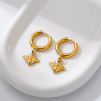 Boucles d'oreilles créoles en acier inoxydable avec pendentif abeille, plaquées or, minimalistes, inaltérables, bijoux fantaisie, mignonnes, tendance, légères