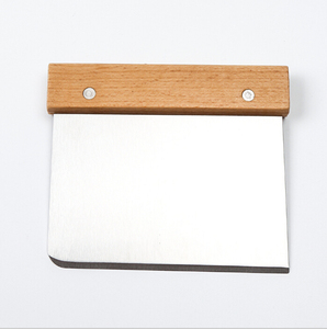 Tay Cầm Bằng Gỗ Cắt Bột Chuyên Nghiệp Sáng Tạo Kem Cạp Bánh Bột Cắt Dụng Cụ Làm Bánh - Product Image 3