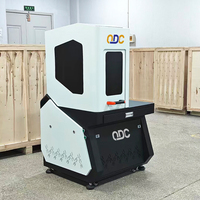 Machine de marquage laser à fibre fermée 20W 30W 50W 60W avec cabinet de protection, gravure métal Galvo haute vitesse EzCad2 LightBurn