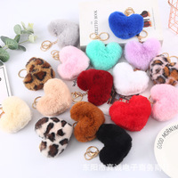 Porte-clés Cœur en Peluche Fait Main Tendance, Pendentif Pompon en Fourrure en Forme de Cœur, Accessoire pour Sac/Téléphone, Vente en Gros Direct Fabricant