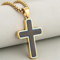 Collier croix en acier inoxydable pour homme, pendentif croix brossé avec bordure couleur, chaîne maille gourmette, bijou religieux chrétien, cadeau pour lui