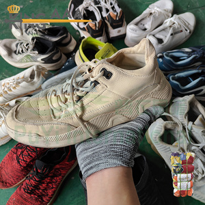 <span class=keywords><strong>Scarpe</strong></span> usate sfuse <span class=keywords><strong>scarpe</strong></span> da corsa grandi oltre <span class=keywords><strong>40</strong></span> dimensioni in buone condizioni <span class=keywords><strong>scarpe</strong></span> usate sportive di marca originale - Product Image 5