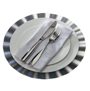 Placa de cargador de Material acabado antiguo, placa de cargador redondeada para servir comida de fiesta de boda segura, utensilios de catering - Product Image 5