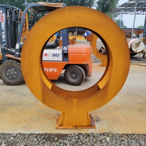 Fontaine décorative circulaire en acier Corten pour extérieur - Product Image 4