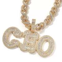 Pendentif UWIN grand format avec initiale, design vintage, lettre en CZ taille baguette