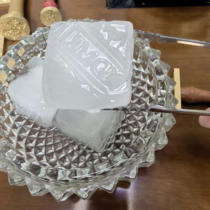 Moule à glaçons personnalisé en laiton avec <span class=keywords><strong>logo</strong></span> gravé CNC 3D pour whisky, cocktails et bars - Product Image 5