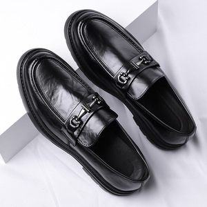 Mocasines de Cuero para Hombre, Punta Redonda, Sin Cordones, Suela de Goma, Entresuela de EVA, Decoración con Hebilla, Cómodos para Todas las Temporadas, Zapatos Casuales de Negocios - Product Image 3