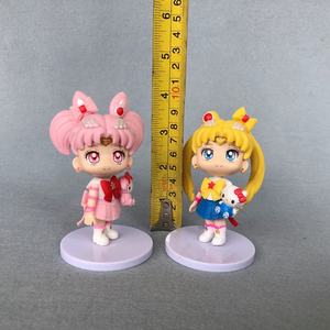 Set de 6 Figuras Sorpresa Estilo Sailor Moon Q con Chibiusa y Todos los Sailor Scouts en Pose Sentada con Uniformes para Regalo - Product Image 4