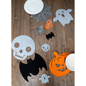 Juego de 4 Manteles Individuales + 4 Posavasos de Halloween - Product Image 1