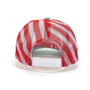 مخصص جودة عالية عيد الميلاد حلوى قصب نمط ثلاثي الألوان متقلب رغوة شبكة سائقي الشاحنات القبعات مع شعار مخصص - Product Image 3