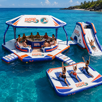 Aufblasbarer Wasserpark Schwimmende Insel-Bar Schwimmdock mit Mitteltisch für Familien-Resort Urlaubsspaß Outdoor-Nutzung