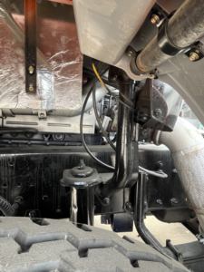 Camión Tractor SHACMAN F3000 64, 430HP, Euro III, Diésel de Servicio Pesado con Suspensión Neumática y Cámara Trasera para África y Medio Oriente - Product Image 3