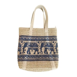 <span class=keywords><strong>Sac</strong></span> <span class=keywords><strong>fourre</strong></span>-<span class=keywords><strong>tout</strong></span> en paille tressée à la main printemps-été avec imprimé floral et papillon, <span class=keywords><strong>sac</strong></span> à main décontracté pour les vacances pour femmes et filles - Product Image 2