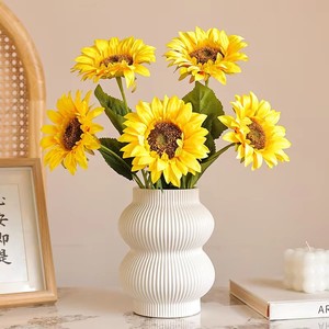 Girasoles de Seda Artificiales para Decoración de Baby Shower, Bodas, San Valentín - Uso en el Hogar y Hoteles - Product Image 4