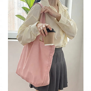 Sacs fourre-tout sportifs en toile de coton surdimensionnés avec logo personnalisé, durables, réutilisables, grands sacs de courses en toile pour le yoga et le pilates - Product Image 3