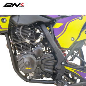 Motocicleta Todoterreno de Alta Calidad, 300cc, 4 Tiempos, a Gasolina, BNK 16kW, Enduro, Motocross - Product Image 3