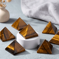 Großhandel Super Premium Heilender Tigerauge-Edelstein Lose Pyramide Kristall Hochpolierte Meditations-Pyramide zum Verkauf