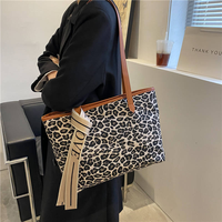 Tas Selempang Kanvas Motif Houndstooth Leopard Kapasitas Besar Custom Grosir dengan Pita untuk Wanita