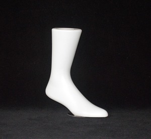 Présentoir de mannequin en plastique de <span class=keywords><strong>couleur</strong></span> <span class=keywords><strong>chair</strong></span> blanc pour chaussettes et chaussures - Product Image 3