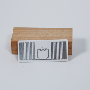 Étiquette d'étiquette RFID <span class=keywords><strong>de</strong></span> suivi des stocks Autocollant RFID UHF imprimable - Product Image 2