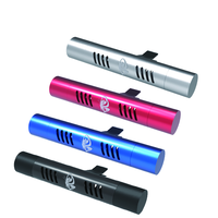 Diffuseur de désodorisant de logo de voiture clip de ventilation de parfum automatique avec bâton de recharge désodorisant de voiture odeur dans l'évent de style de voiture