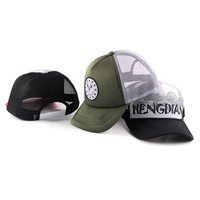 Casquette Trucker Dobby Broderie Personnalisée Haute Qualité avec Motif Lettres pour Usage Professionnel, Casquette Trucker en Maille Unisexe Courante