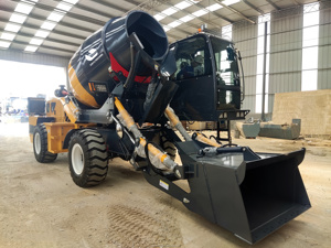 Bétonnière autochargeante de 2 mètres cubes, bétonnière mobile auto-alimentée pour projet de béton - Product Image 5