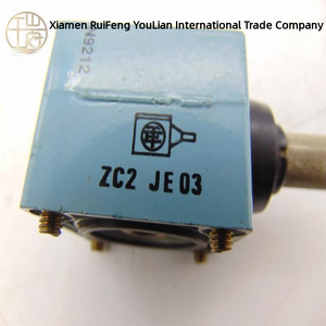 Zc2je03 สวิตช์ใหม่ของแท้พร้อมส่ง ชุดควบคุมอุตสาหกรรม PLC สำหรับโปรแกรมควบคุมอัตโนมัติ - Product Image 1